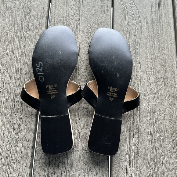 Sandals - Picture 2 of 2